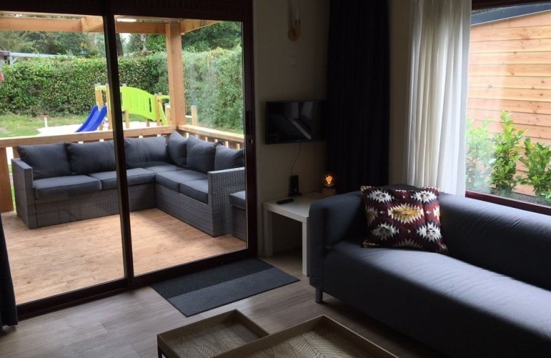 Veranda chalet 4 blauwe lantaarn 65f31b95eed1b